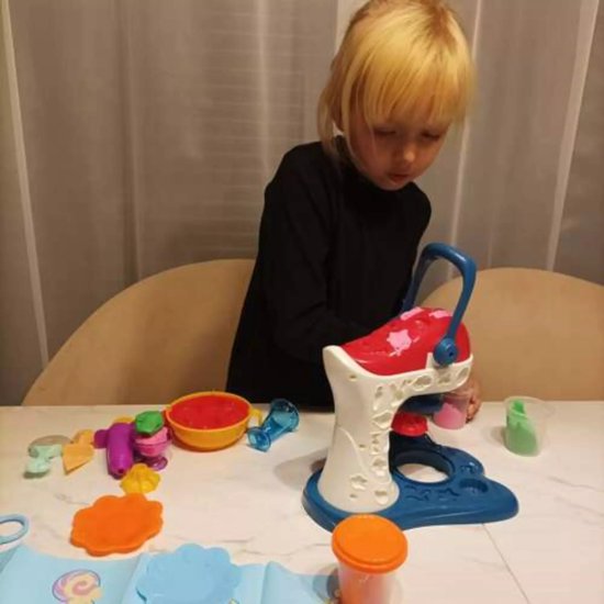 Kruzzel Plasticine Set: Een Wereld van Creativiteit Aan Je Vingertoppen!
