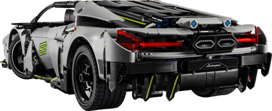 LEGO® Technic Lamborghini Revuelto Supersportwagen - 42214