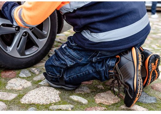 VEILIGHEIDSSCHOENEN SB, LEER, STALEN NEUS, MAAT 42
