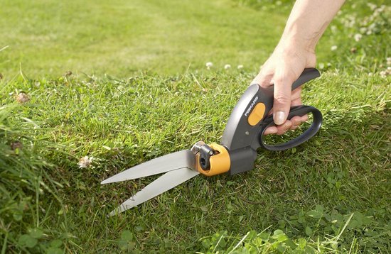 Fiskars Grasschaar - Servo-System GS42 - Graskantenschaar 360 graden Snoeihoek