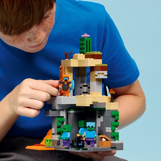 LEGO Minecraft Zombiekerker Speelgoed voor Kinderen en Gamers vanaf 8 Jaar - 21587