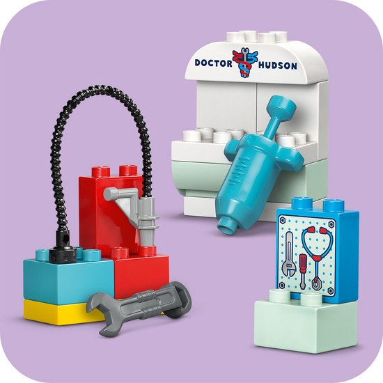 LEGO DUPLO Disney en Pixar Cars McQueens Bezoek aan Docs Garage - 10456