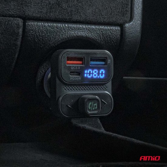 Car FM Transmitter – 2×USB-A en 1×USB-C – 12V/24V – Bluetooth – Handsfree Bellen en Snelladen