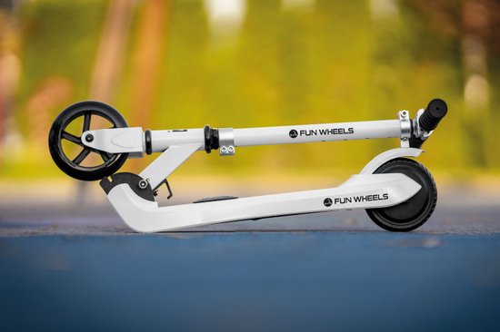 Rebel ZAB0031W - Elektrische ‘Fun Wheels’ step, kids, wit
