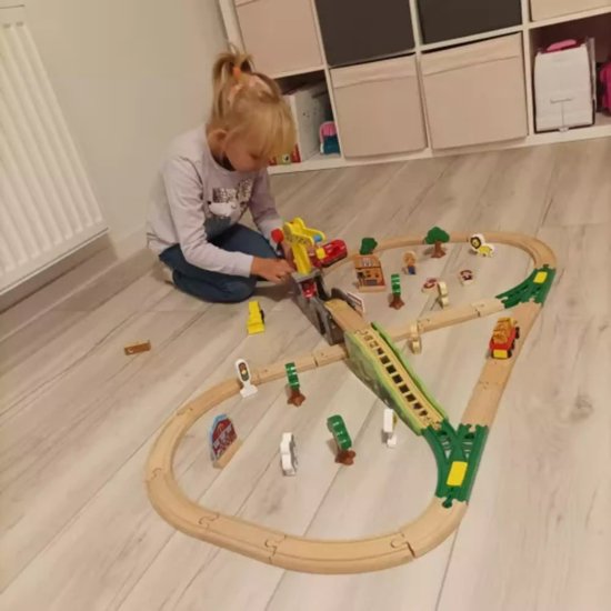Kruzzel Houten Treinset: Stimuleer Creativiteit en Motoriek bij Kinderen