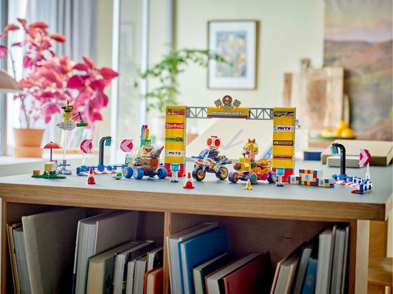 LEGO Mario Kart - Baby Peach en grand prix - 72036