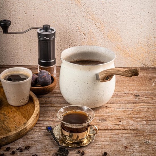 KingHoff KH-1982 Turkse Koffiepot Cezve 1.8 Liter - Voor Inductie, Gas en Elektrisch - Marmer Look Anti-Aanbaklaag - Houten Handvat