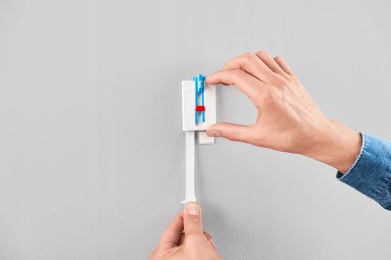 tesa® Verstelbare Zelfklevende Spijker - Voor Schilderijen op Canvas - Behang & Stucwerk - 2 stuks - Draagkracht tot 4 kg - ZONDER Boren
