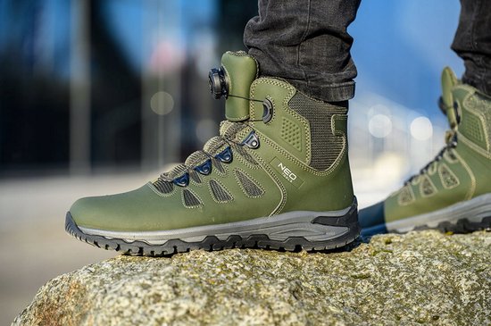 TREKKING SHOES-SAFETY SHOES from NEO TOOLS size 41 (27.3 cm ) Khaki 82-751-41