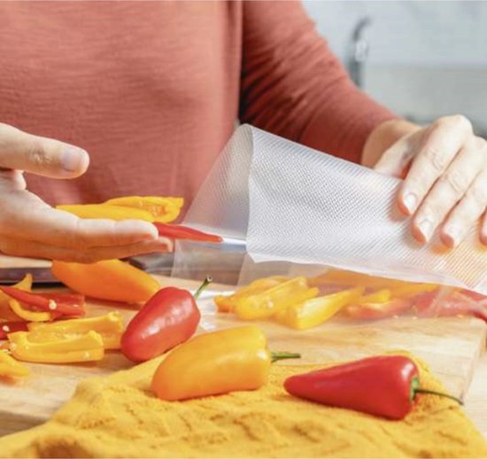 Vacuümzakken 20 × 30 cm – Set van 50 – Gekartelde Folie – Dubbelzijdig – Voedselveilig – Diep Reliëfpatroon