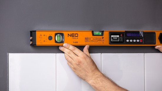 NEO 71-200 Digitale Waterpas met Kruislaser 60cm