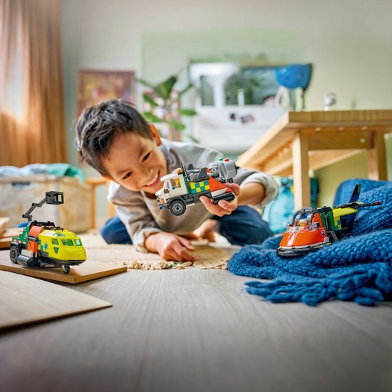 LEGO - City Great Vehicles - Vliegtuig, Servicewagen en Hovercraft Remix