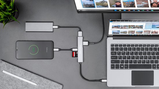 Krüger&Matz Adapter HUB - 5w1 - USB Type C - HDMI - SD/MicroSD Lezer
