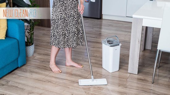 Teesa TSA0045 - Dweilset met 2-in-1 spoel- en wringemmer, 5,7 liter