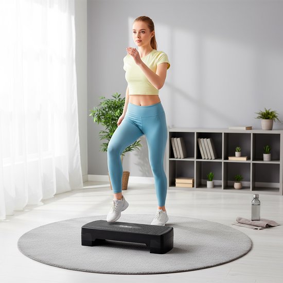 Rebel Active - Aerobic Stepper - 2 Hoogtes - Antislip - 68cm