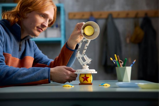 LEGO® Ideas Disney Pixar Luxo Jr. Displaymodel - 21357