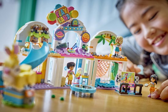 LEGO - Lego Friends 42686 - Binnenspeeltuin