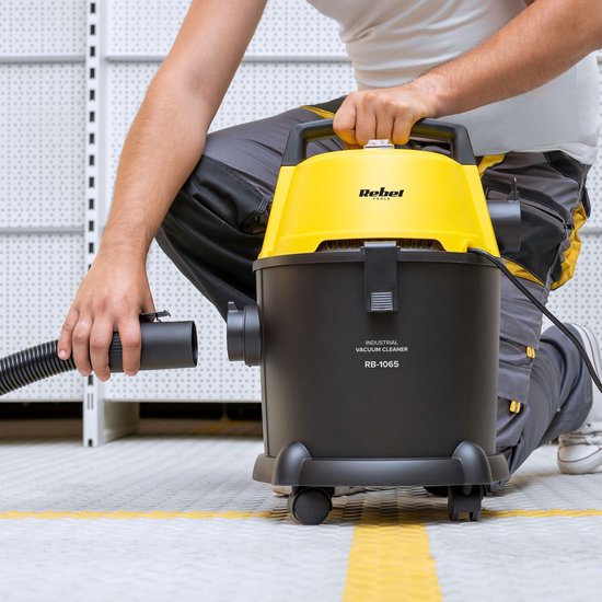 Rebel RB1065 - WET&DRY industrial vacuum cleaner