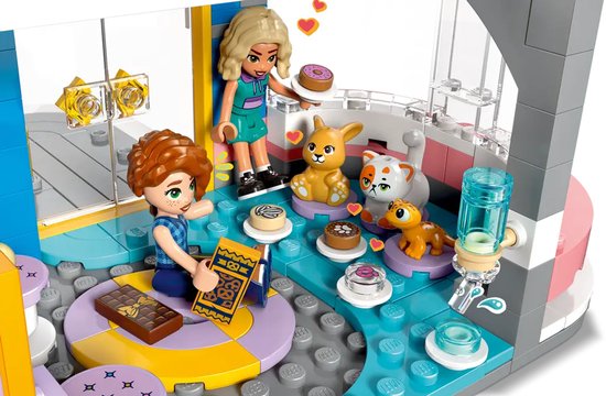 LEGO - Lego Friends 42689 - Heartlake City Clubhuis