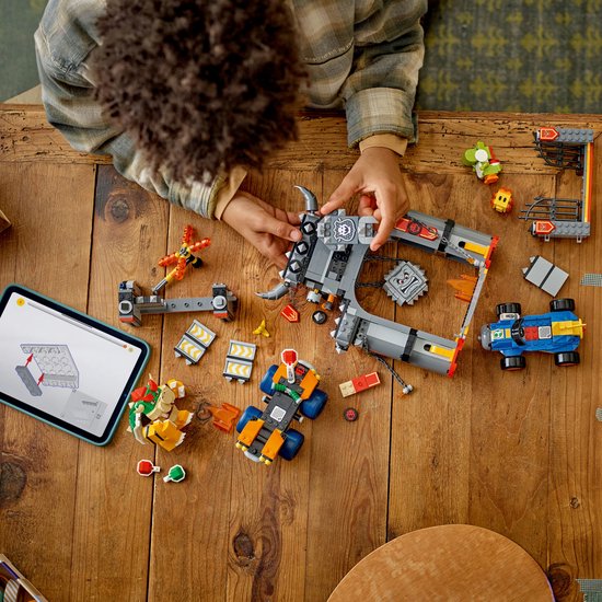 LEGO® Super Mario™: Mario Kart™ – Bowsers Kasteel - 72039
