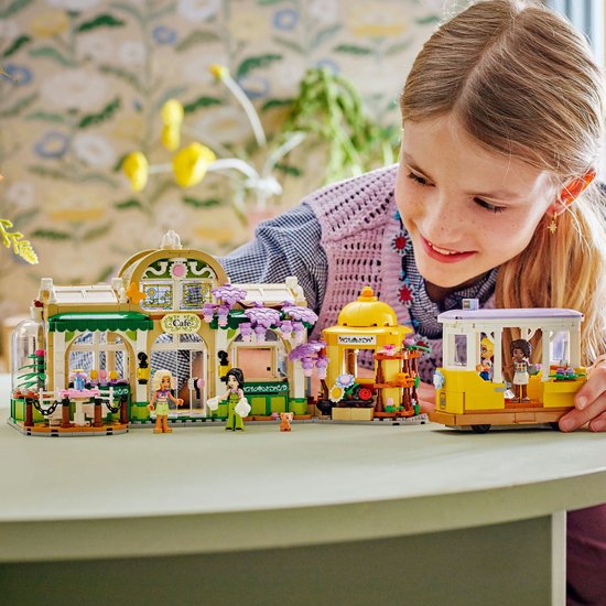 LEGO® Friends Plantencafé en Bloemenwinkel Bouwset - 42671