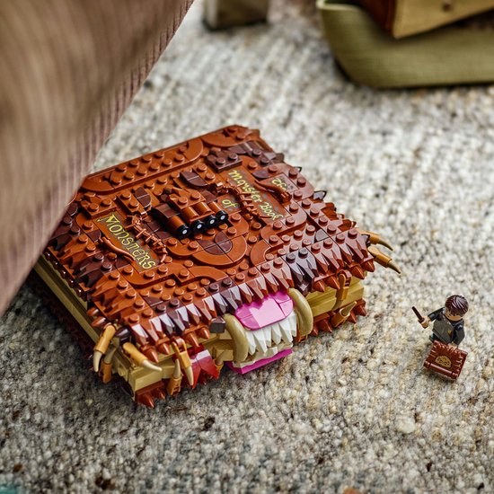 LEGO Harry Potter Het Monsterlijke Monsterboek Speelgoed - 76449
