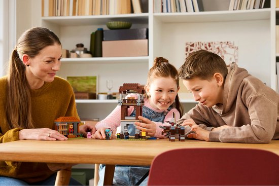 LEGO Minecraft De Plunderaar Buitenpost en Verwoester Bouwpakket - 21278