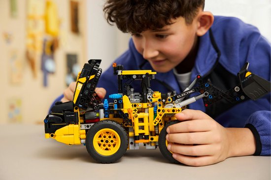 LEGO Technic Volvo L120 Electric Wiellader Speelgoed Set - 42209