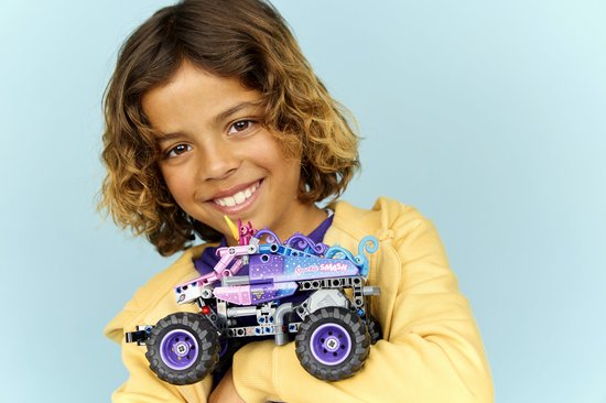 LEGO Technic - Monster Jam Sparkle Smash - PullBack