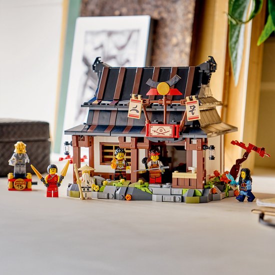 LEGO® NINJAGO® 15-jarig Jubileum: Smederij De Vier Wapens - 71858