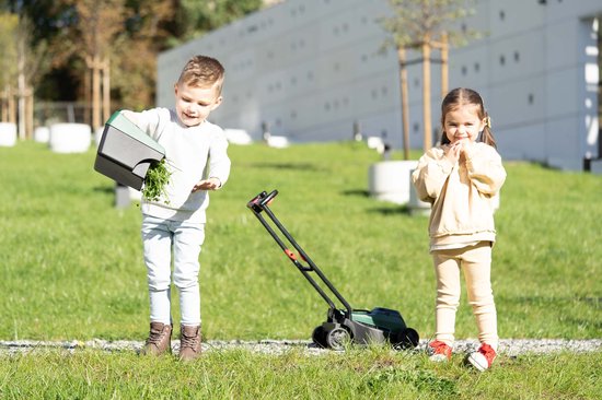 Klein Toys Bosch tuin grasmaaier - 57x19.5x56 cm - incl. verwijderbare grasvanger, licht- en geluidseffecten - groen rood
