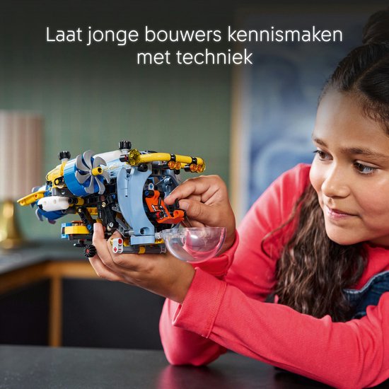 LEGO Technic Onderzeeër voor diepzeeonderzoek - 42201