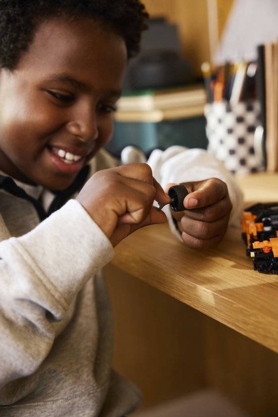 LEGO® Speed Champions McLaren W1 – De Echte Supercar met 1 Minifiguur - Raceauto - 77257