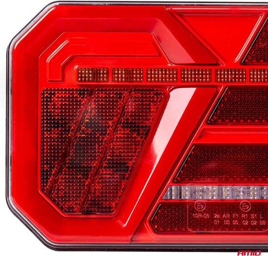 Combinatie LED-achterlicht AMiO RCL-04-L dynamisch, links