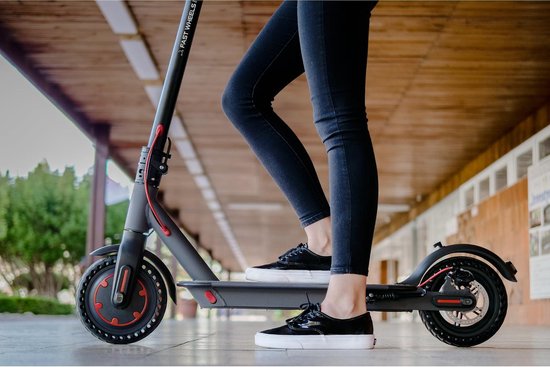 FAST WHEELS PRO Rebel Elektrische Scooter - 250W motor - 30 km/u - 120 kg max